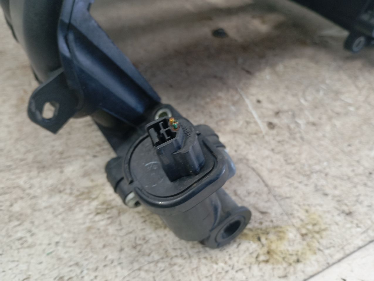 Part image 6