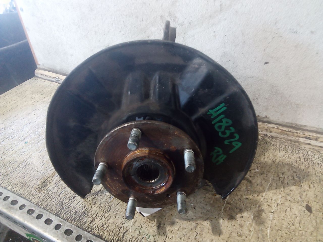 Part image 3