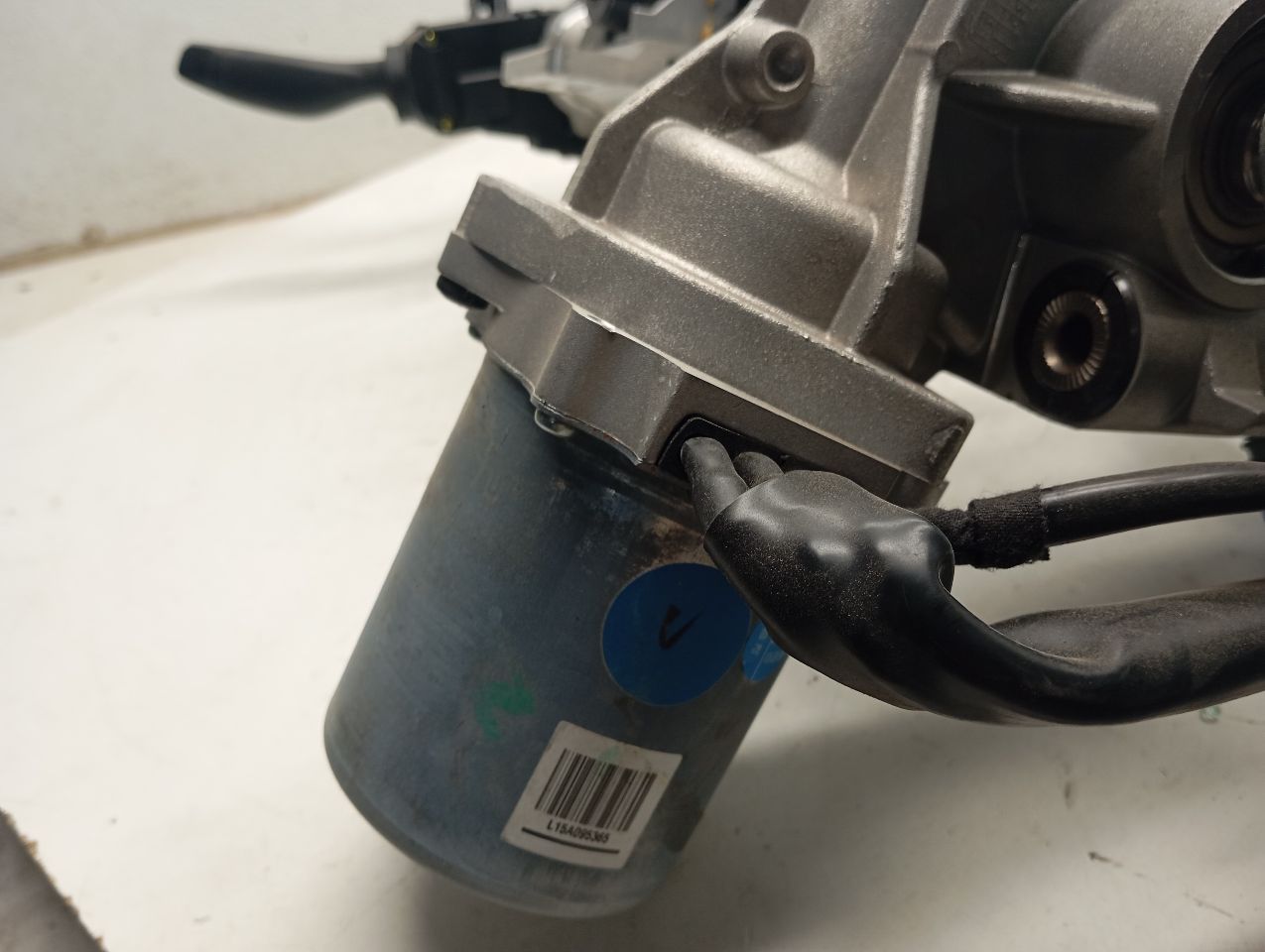 Part image 3