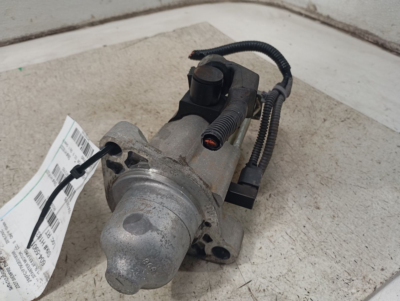 Part image 4