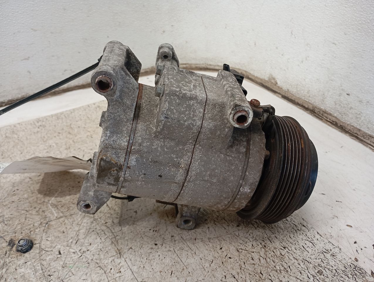 Part image 7