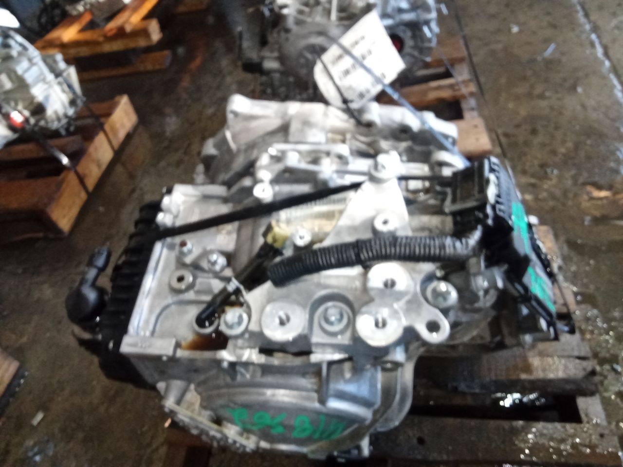 Part image 3