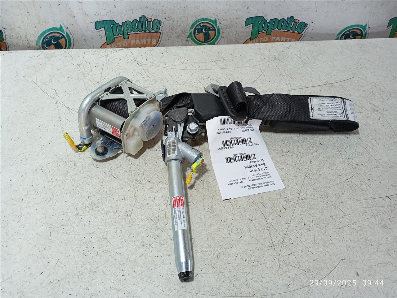 Used 2013 Hyundai ELANTRA retractor - Stock #A13695