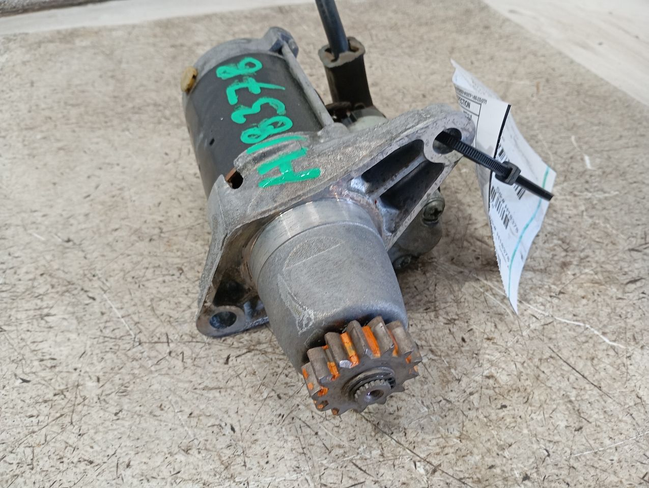 Part image 4