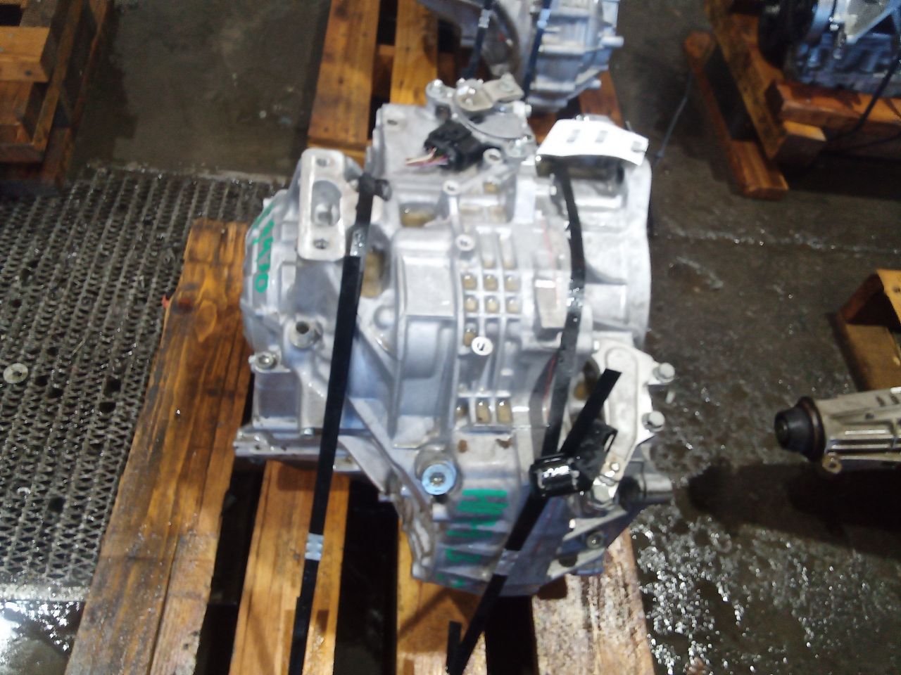 Part image 3