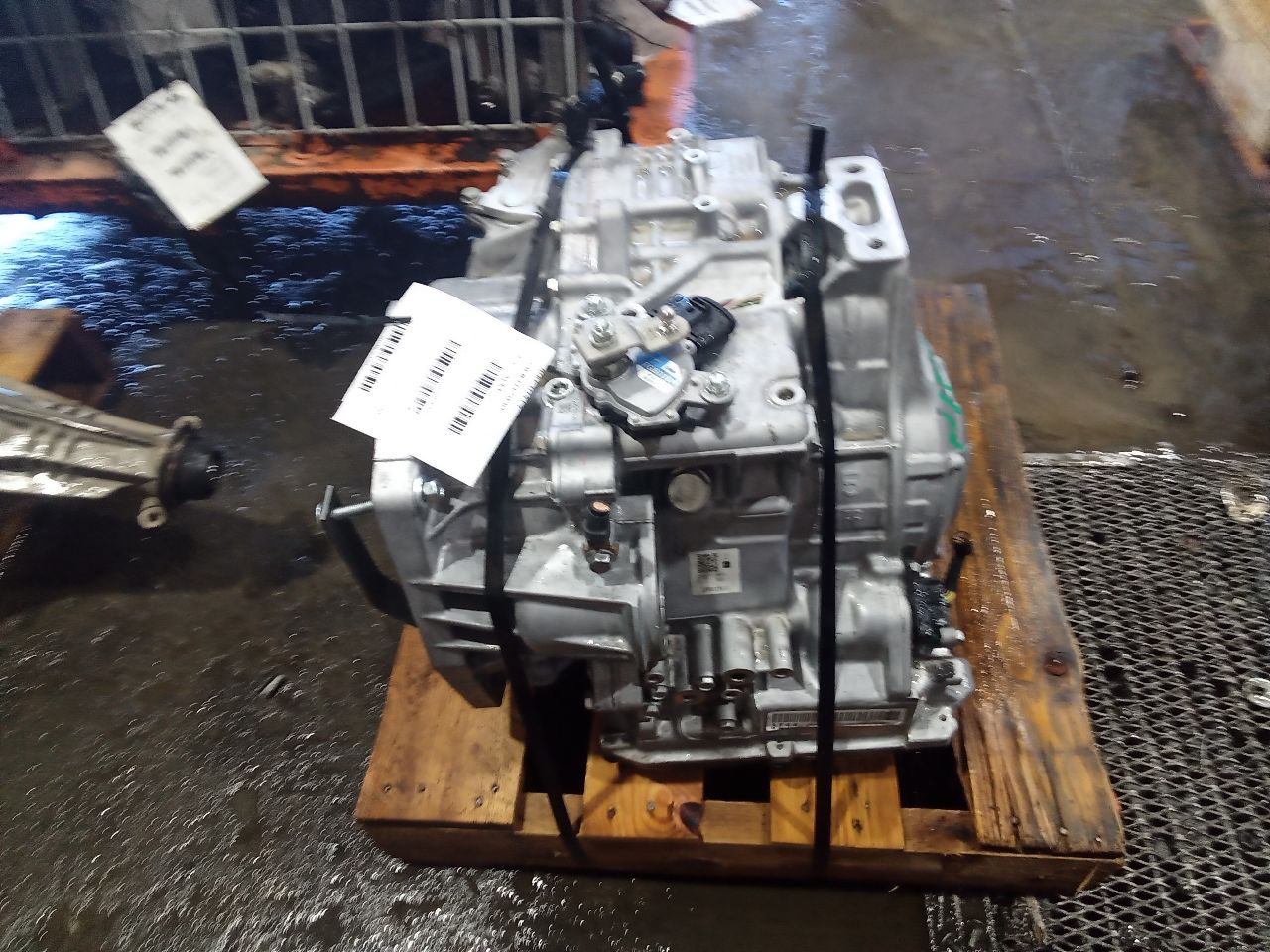 Part image 4