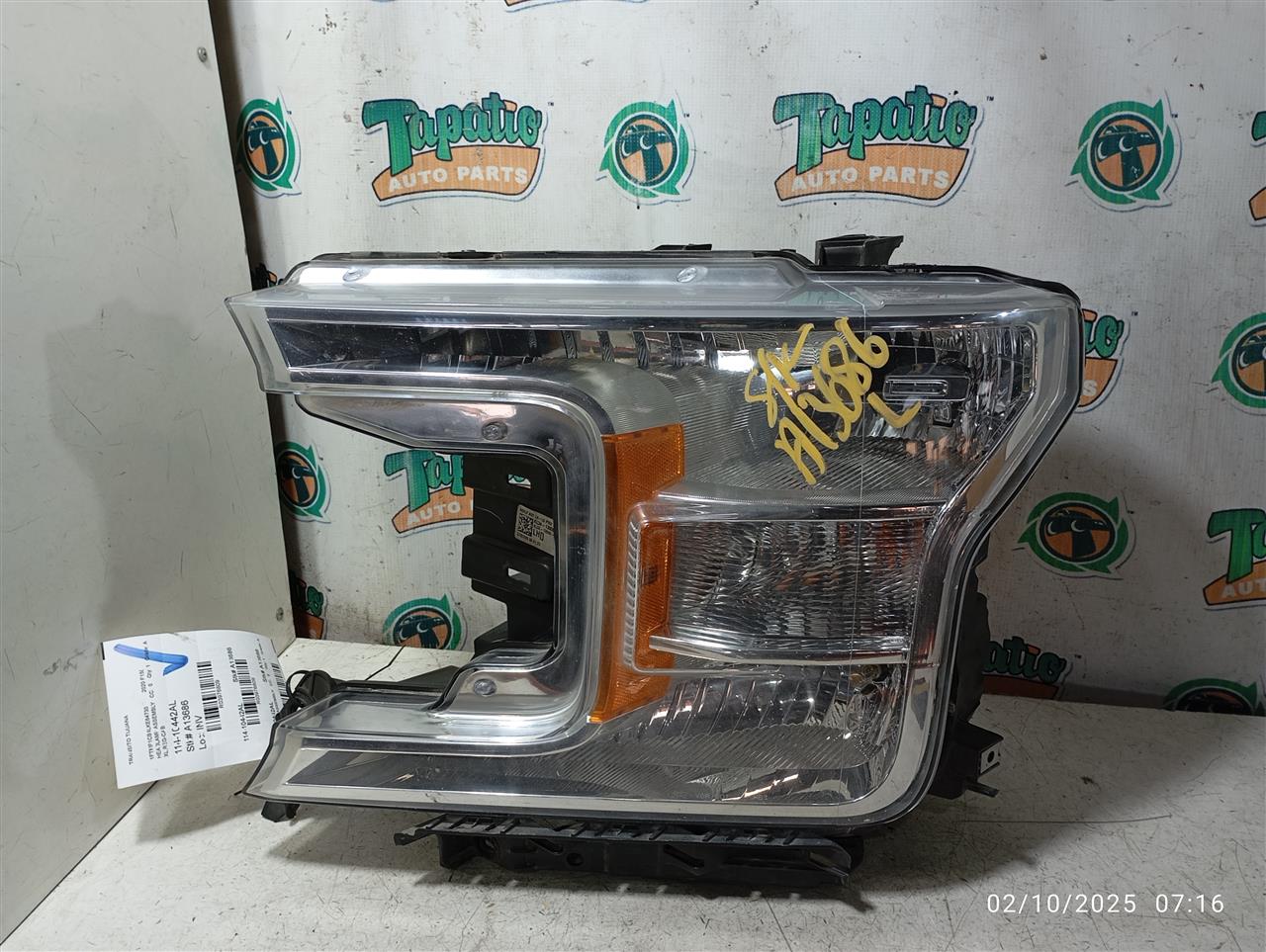 Headlamp Assembly for 2018-2020 Ford Ford F150 Pickup halogen bright headlamp bezel L.