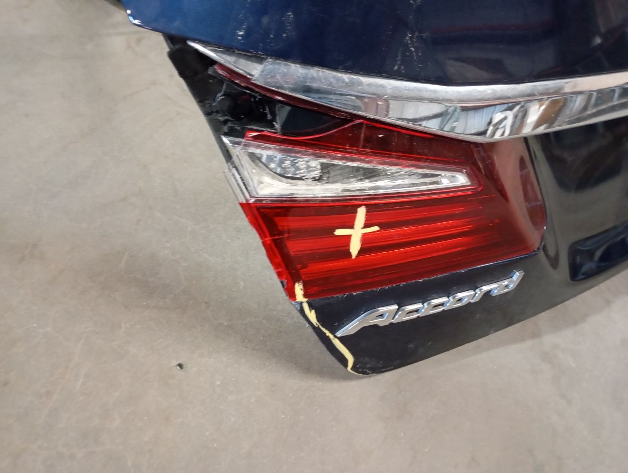 Part image 4