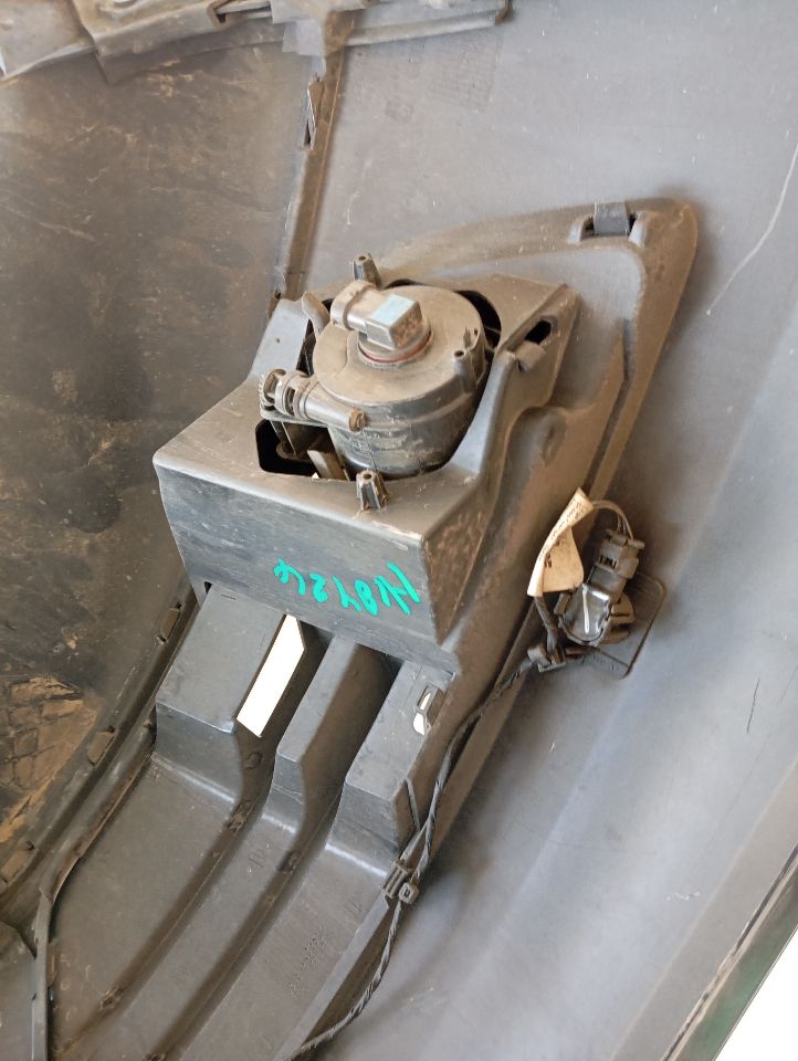 Part image 9
