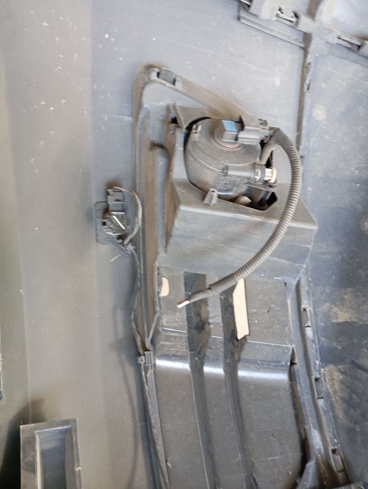 Part image 10