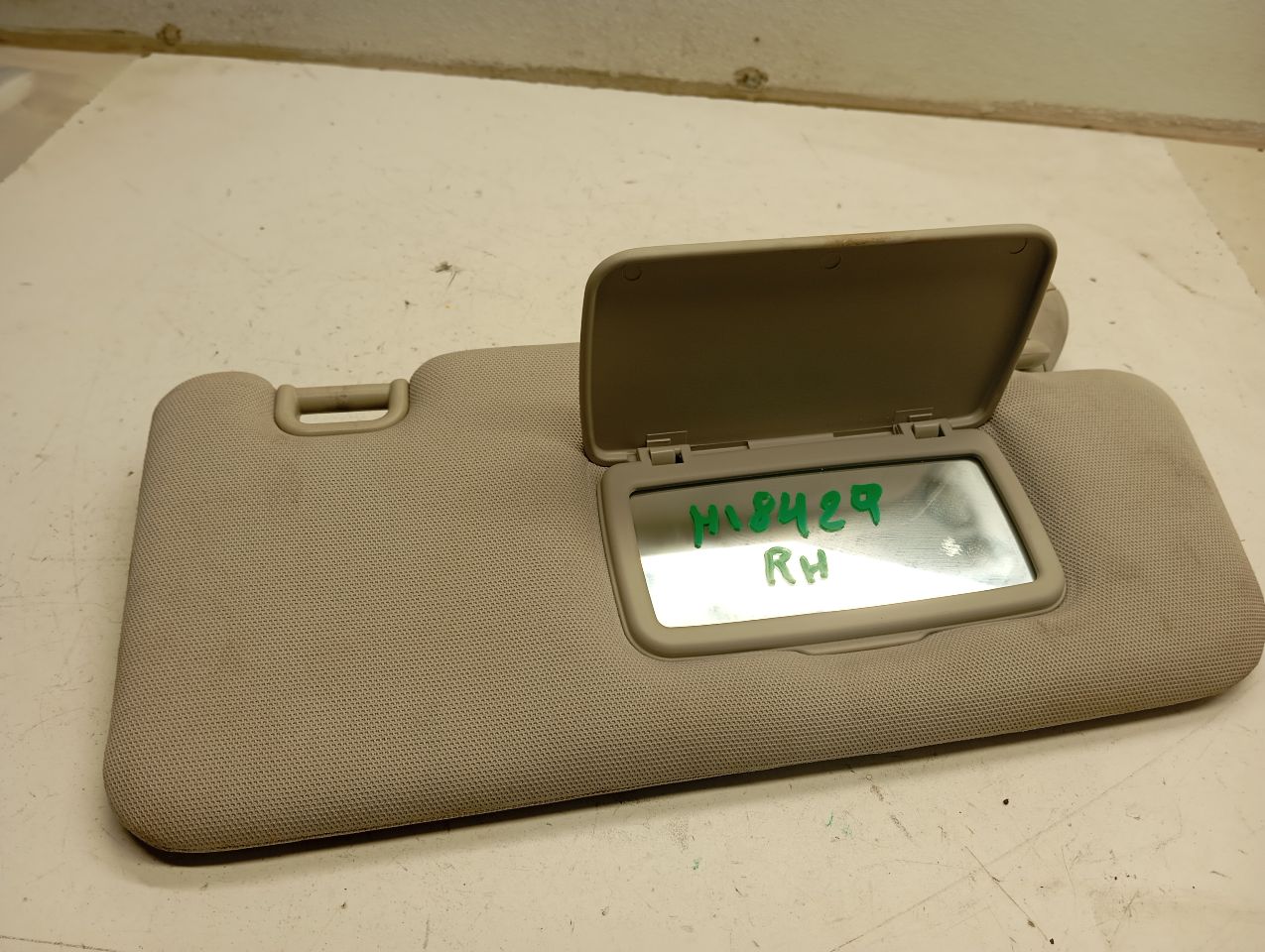 Part image 3