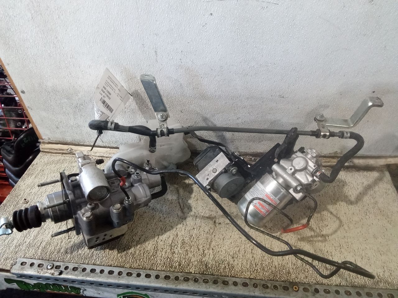 Used 2019 Toyota CAMRY (A25AFXS engine, hybrid) - Stock #H18432