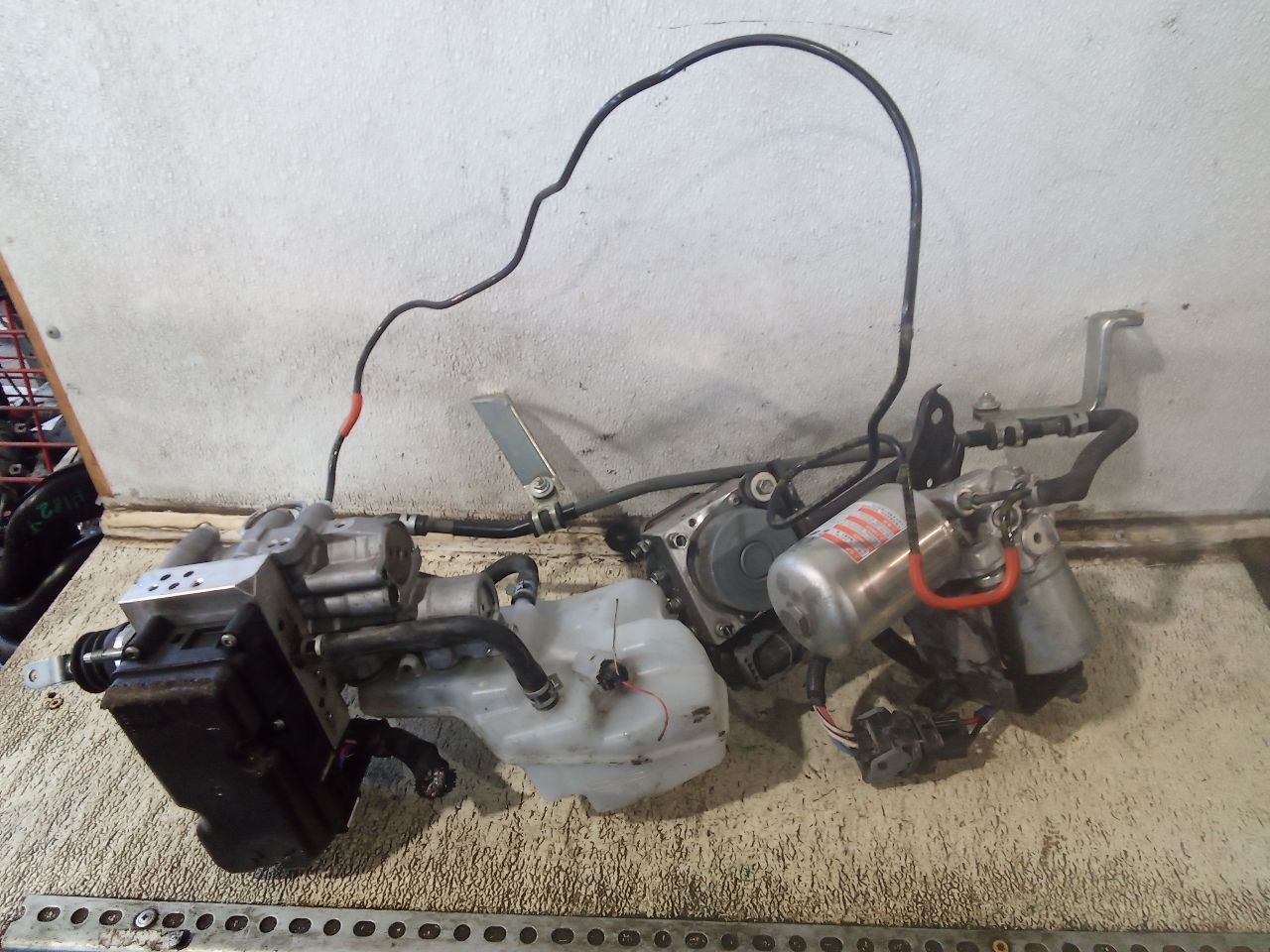Used 2019 Toyota CAMRY (A25AFXS engine, hybrid) - Stock #H18432