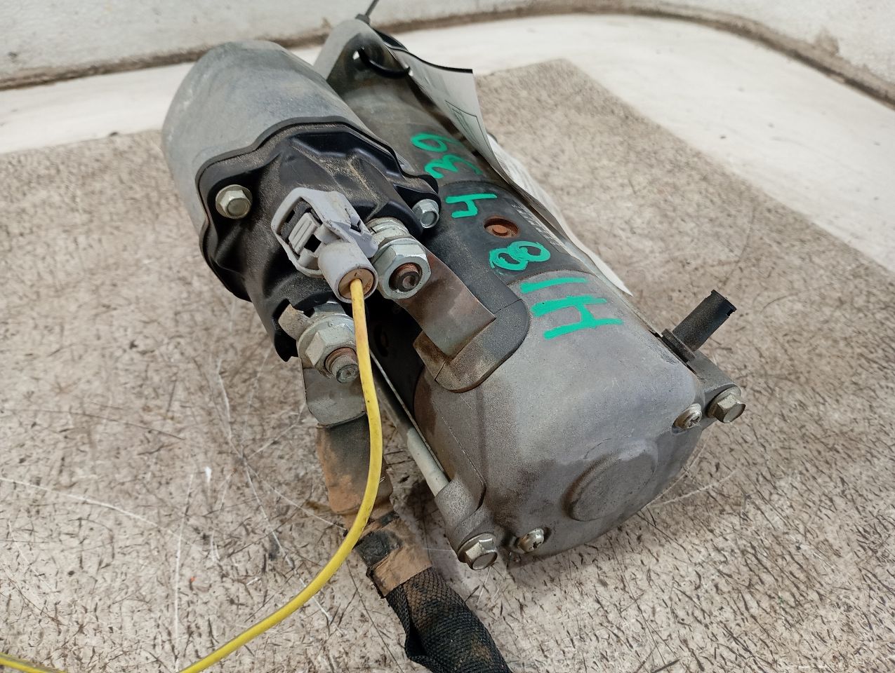 Part image 6