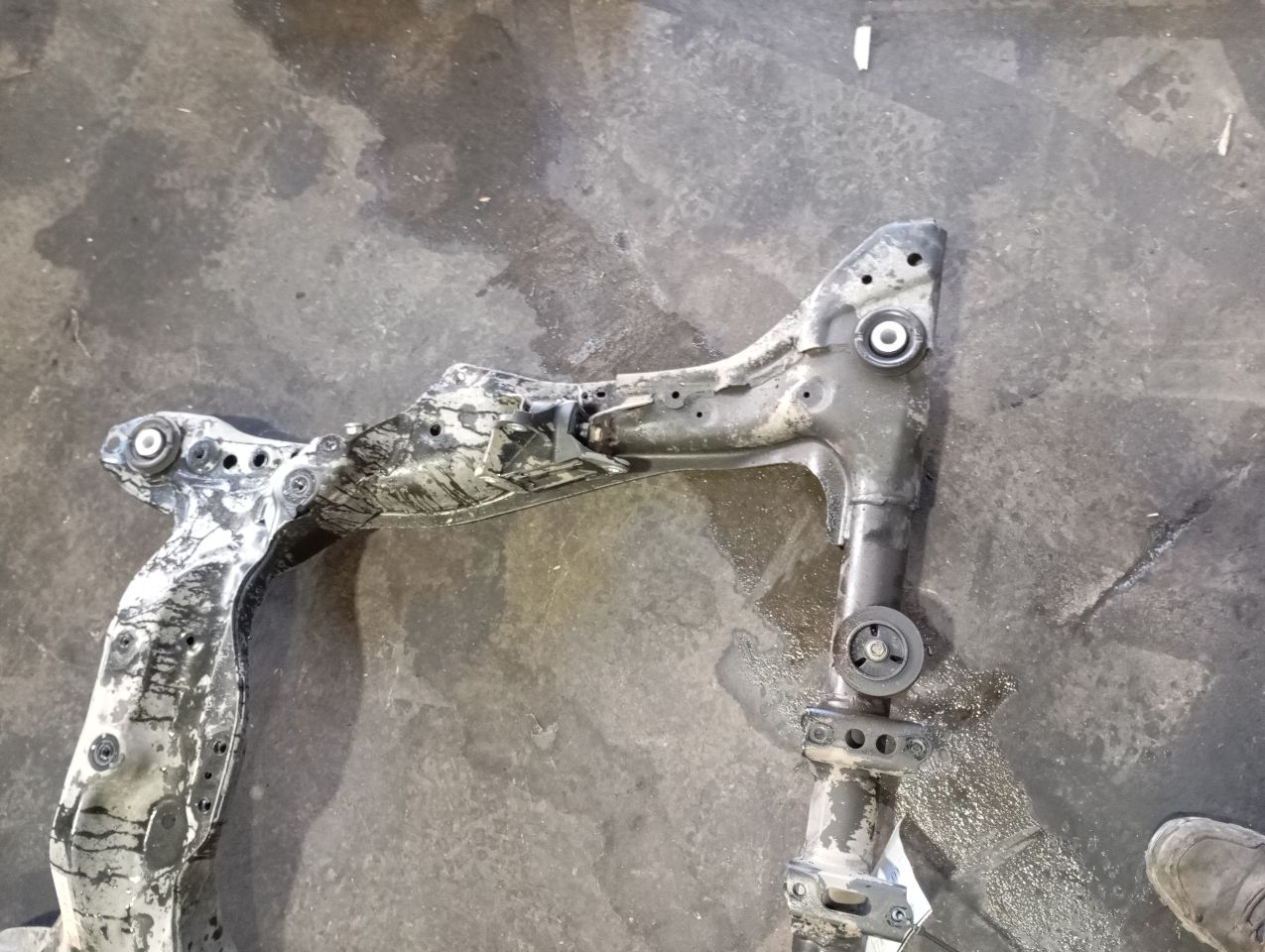 Part image 3
