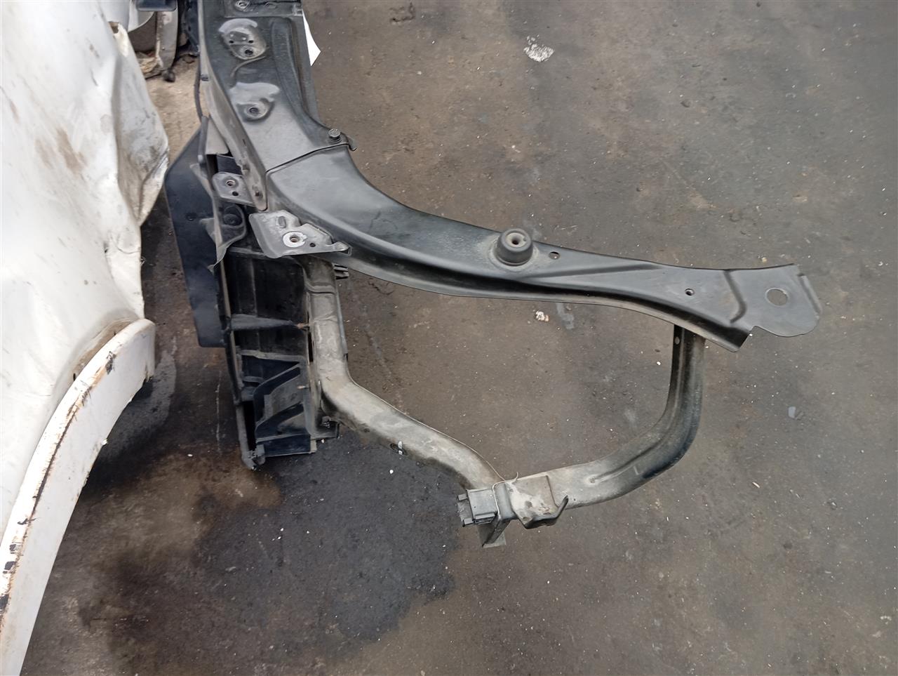 Part image 4
