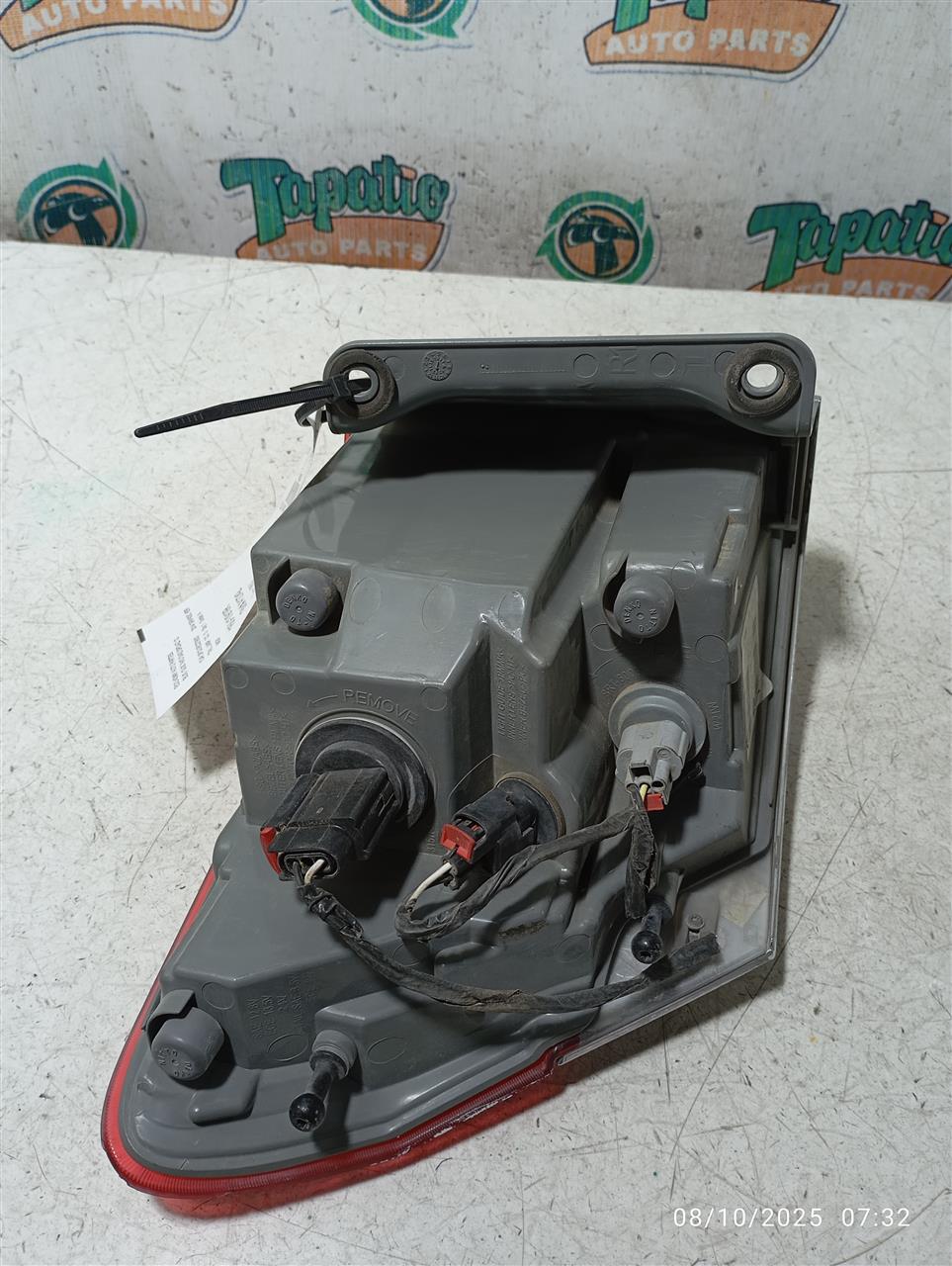 Part image 3
