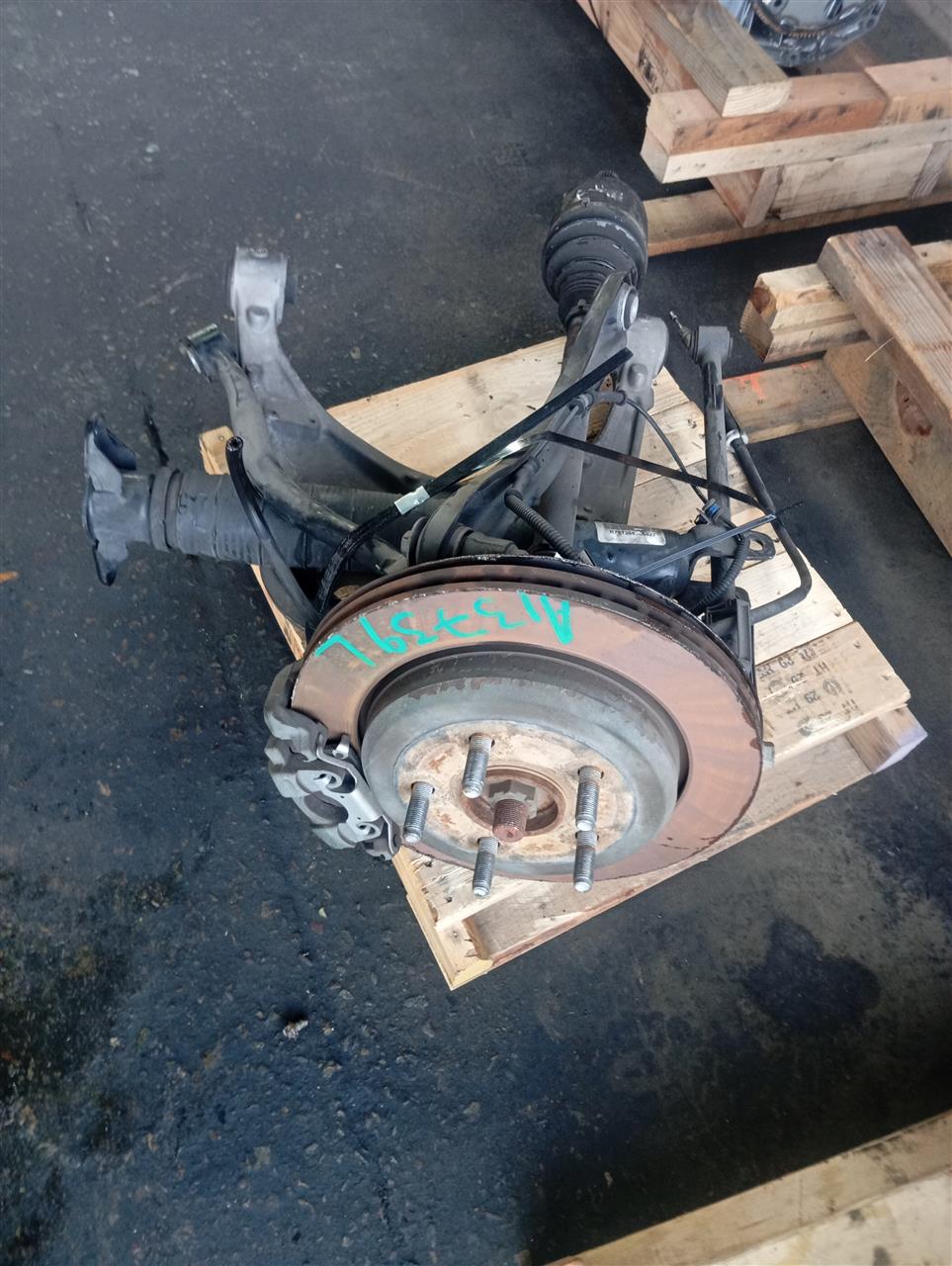 Part image 3