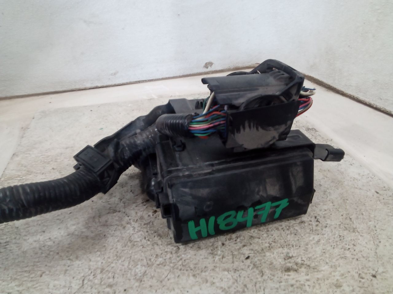 2022 Nissan VERSA Fuse Box, Engine