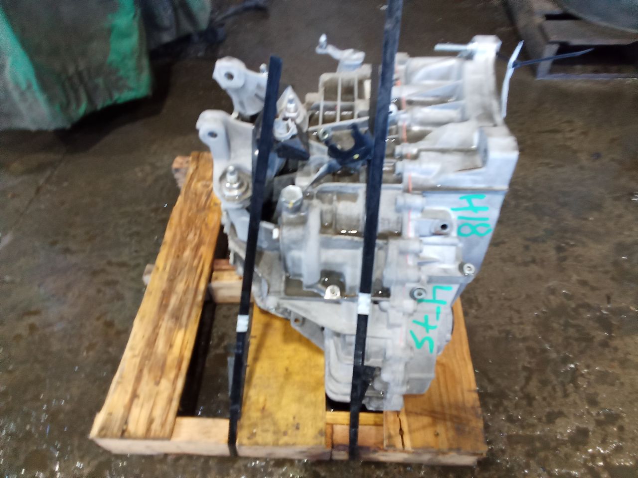 Part image 3