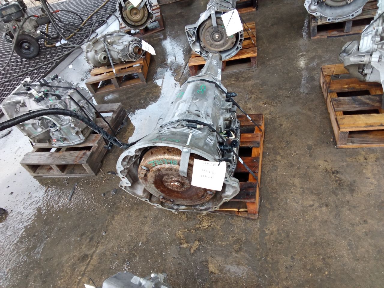 Part image 3