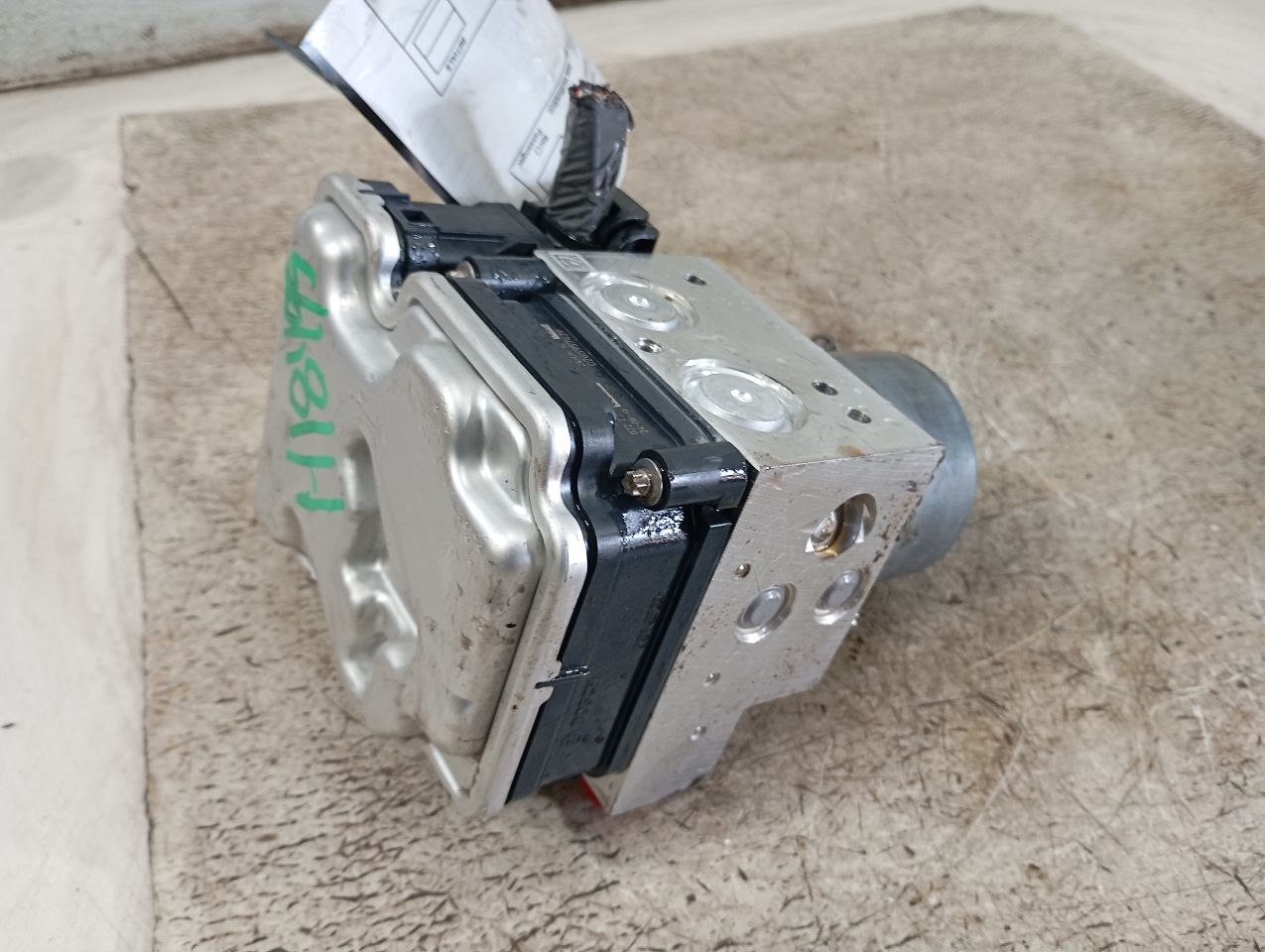 Part image 10