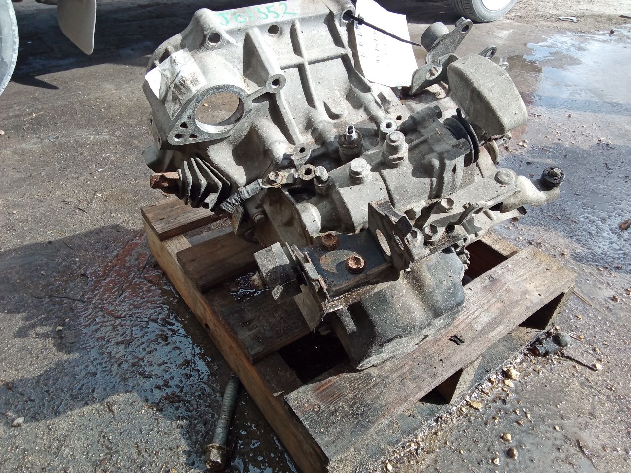 Part image 3