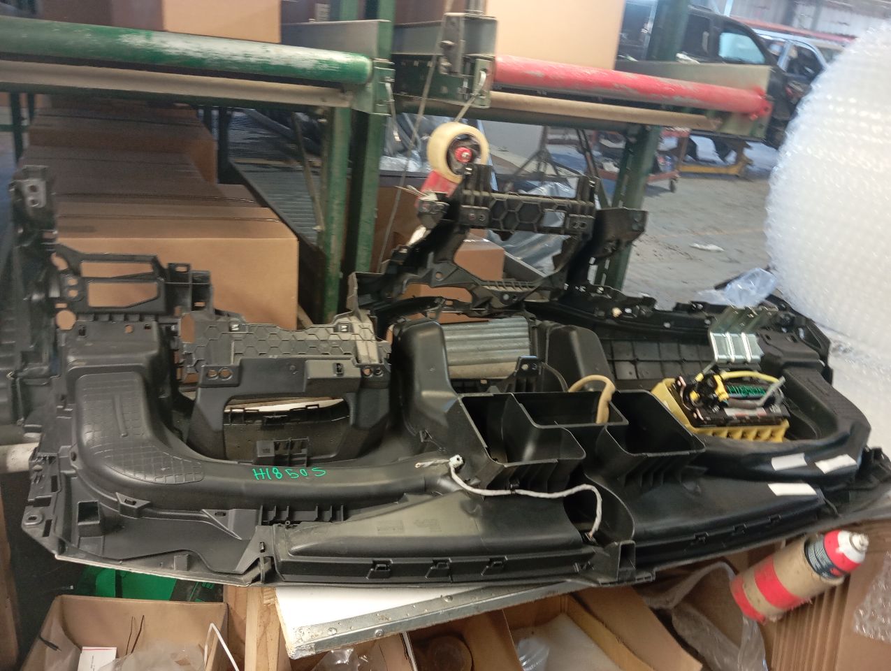 Part image 3