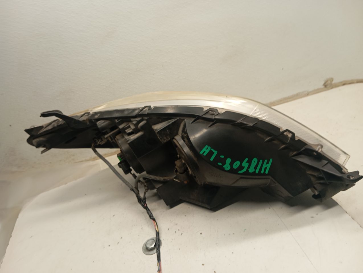 Part image 4
