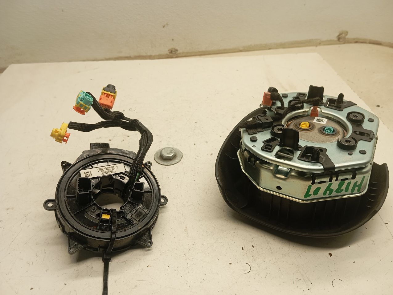 Part image 4