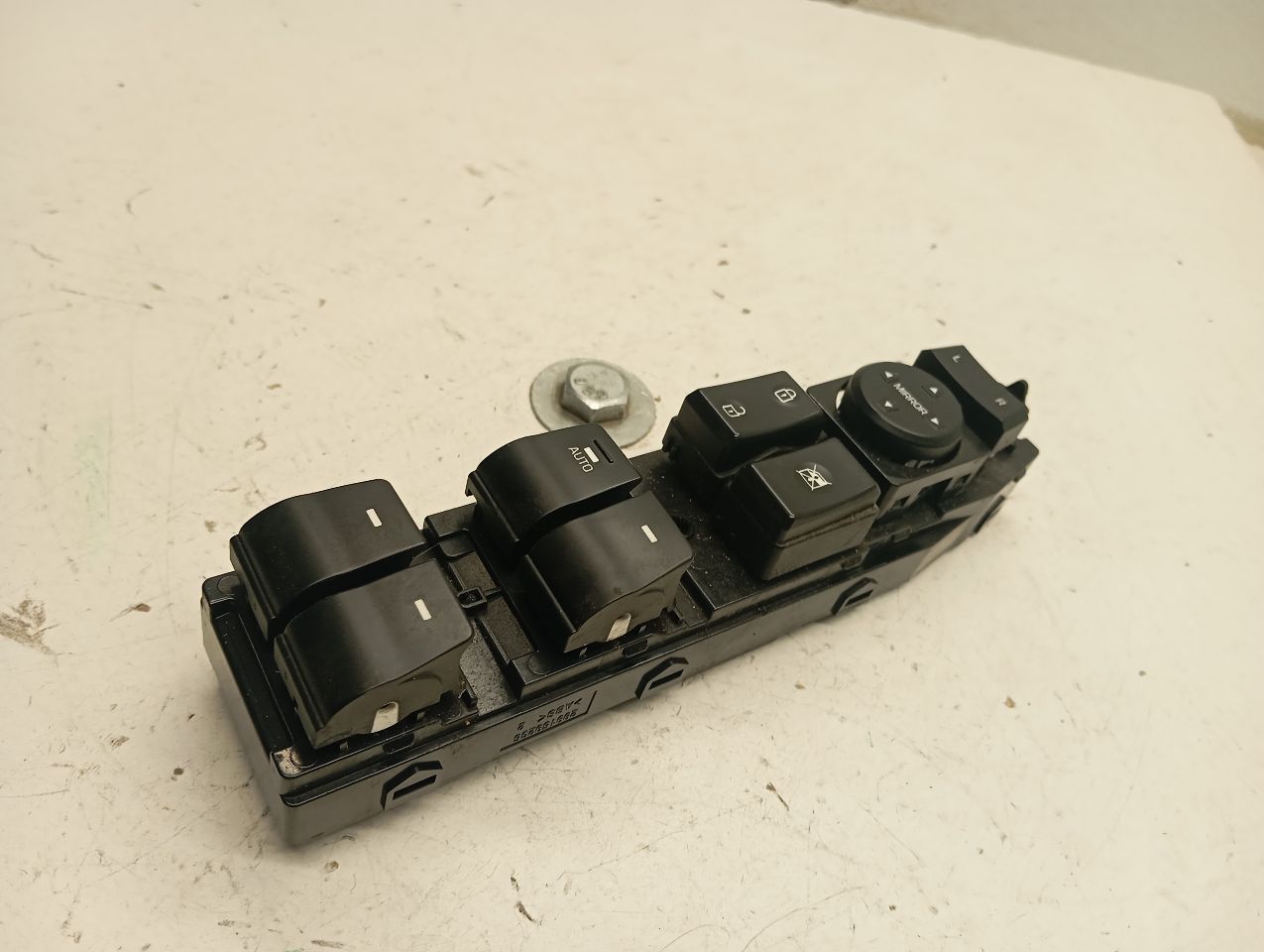 Part image 1