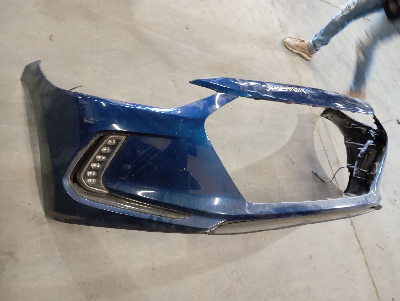 Part image 3