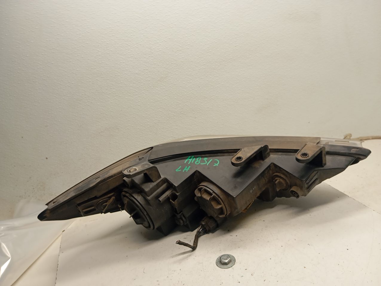Part image 3