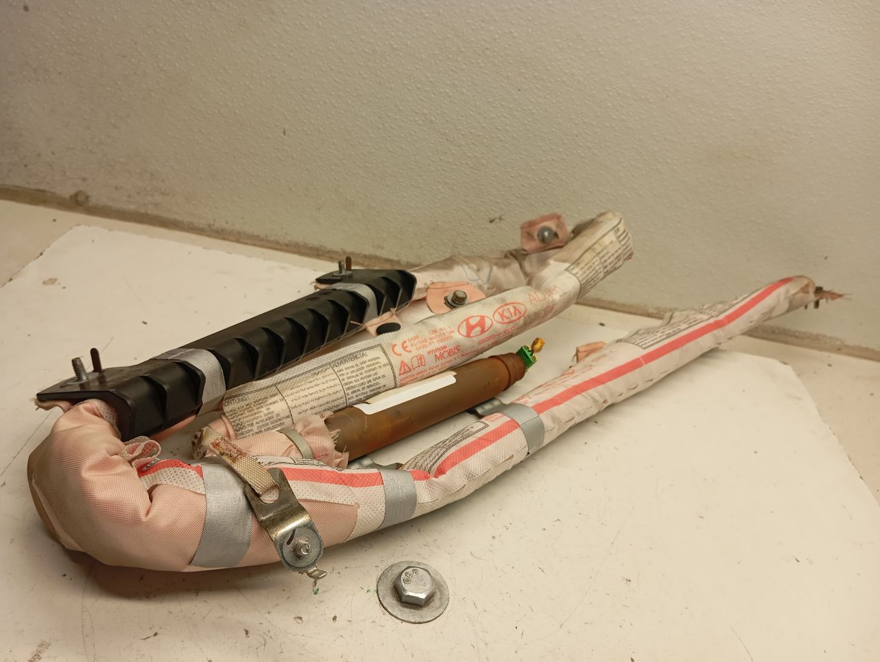 Part image 3