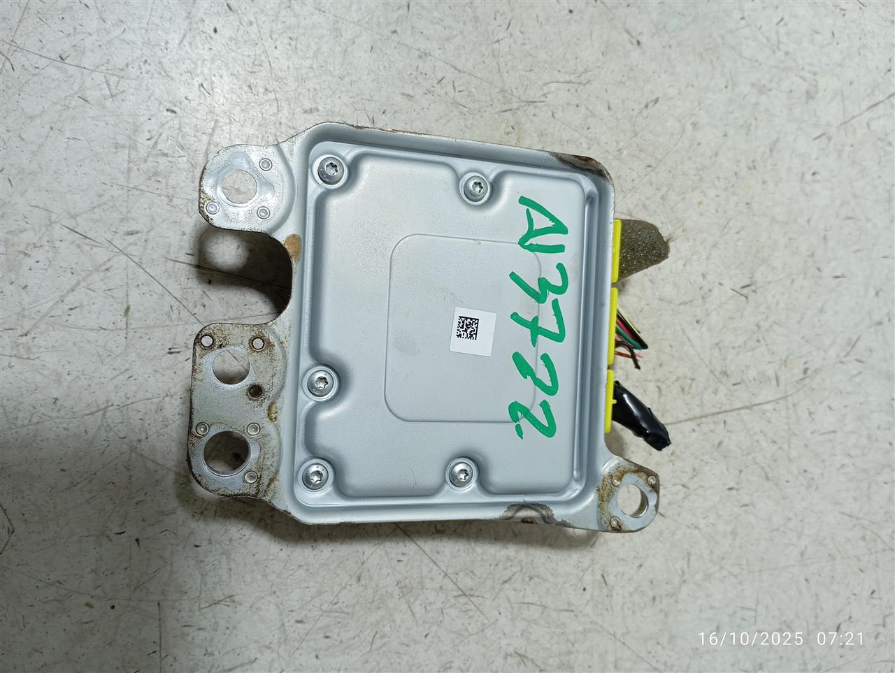 Part image 6