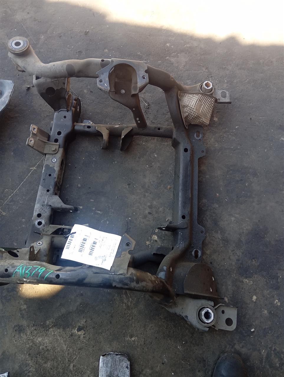 Part image 3