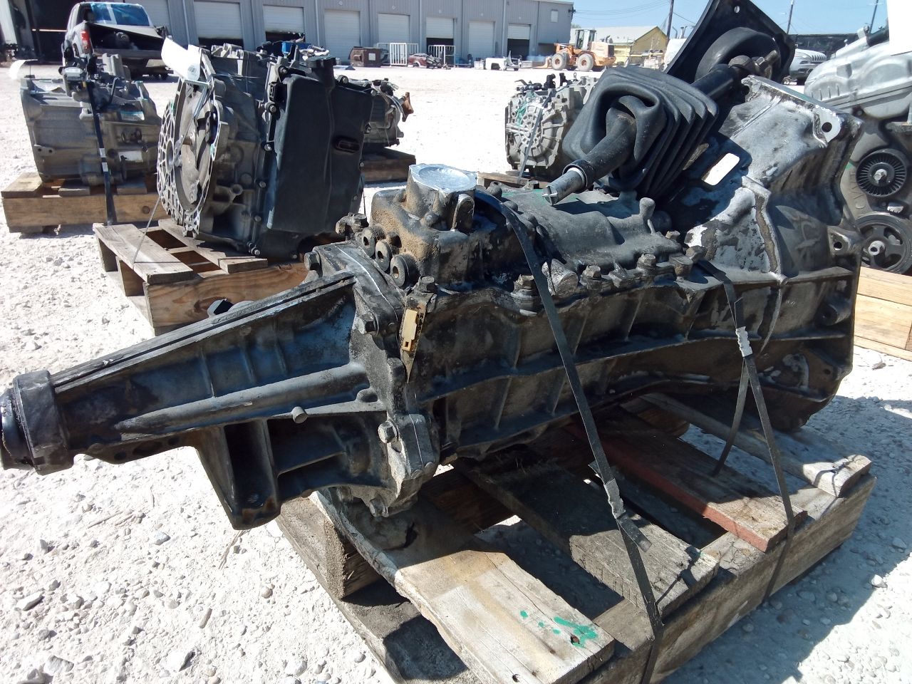 Part image 3