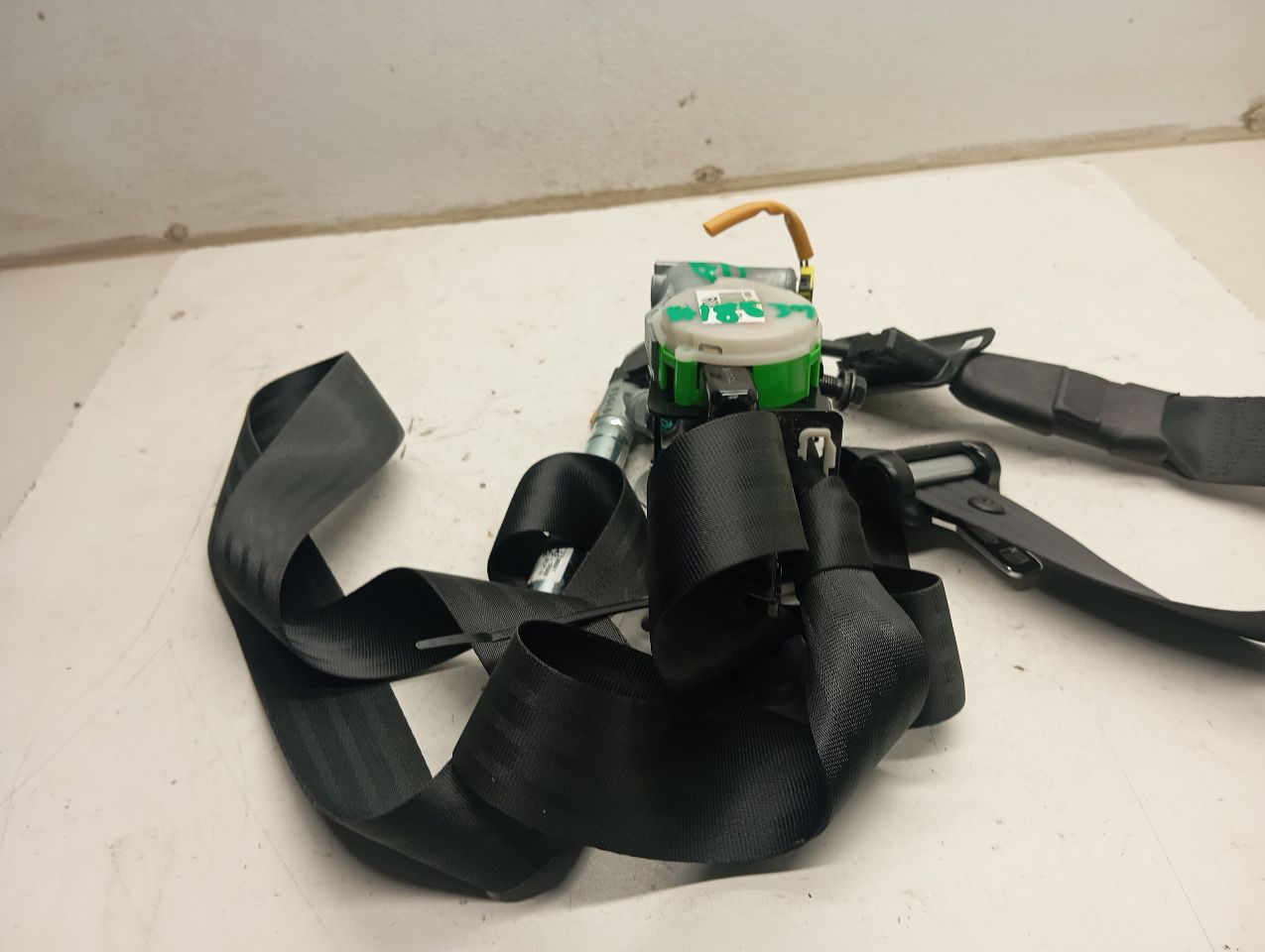 2013 Hyundai ACCENT Seat Belt, Front