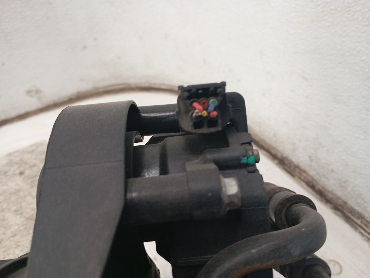Part image 6