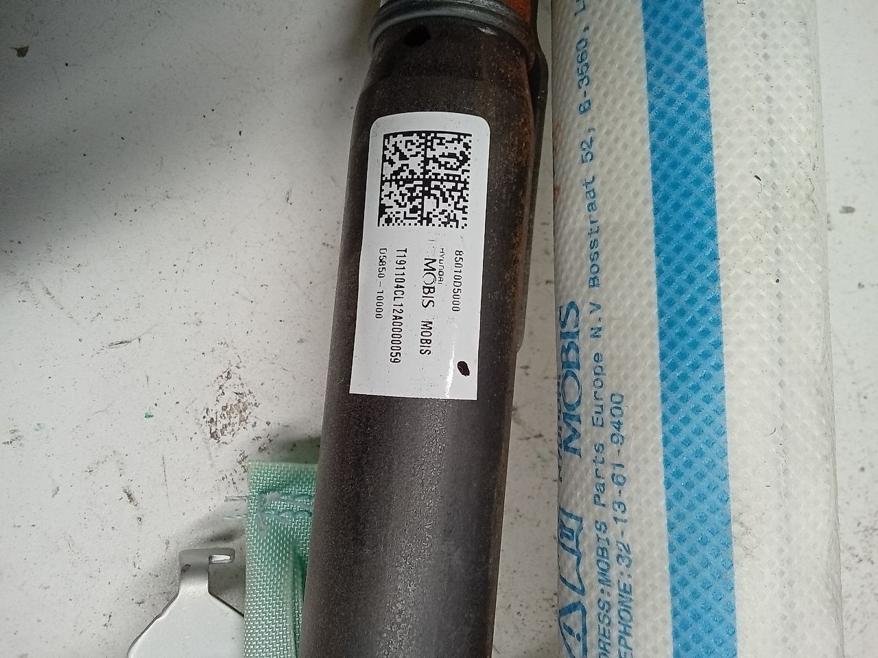 Part image 3