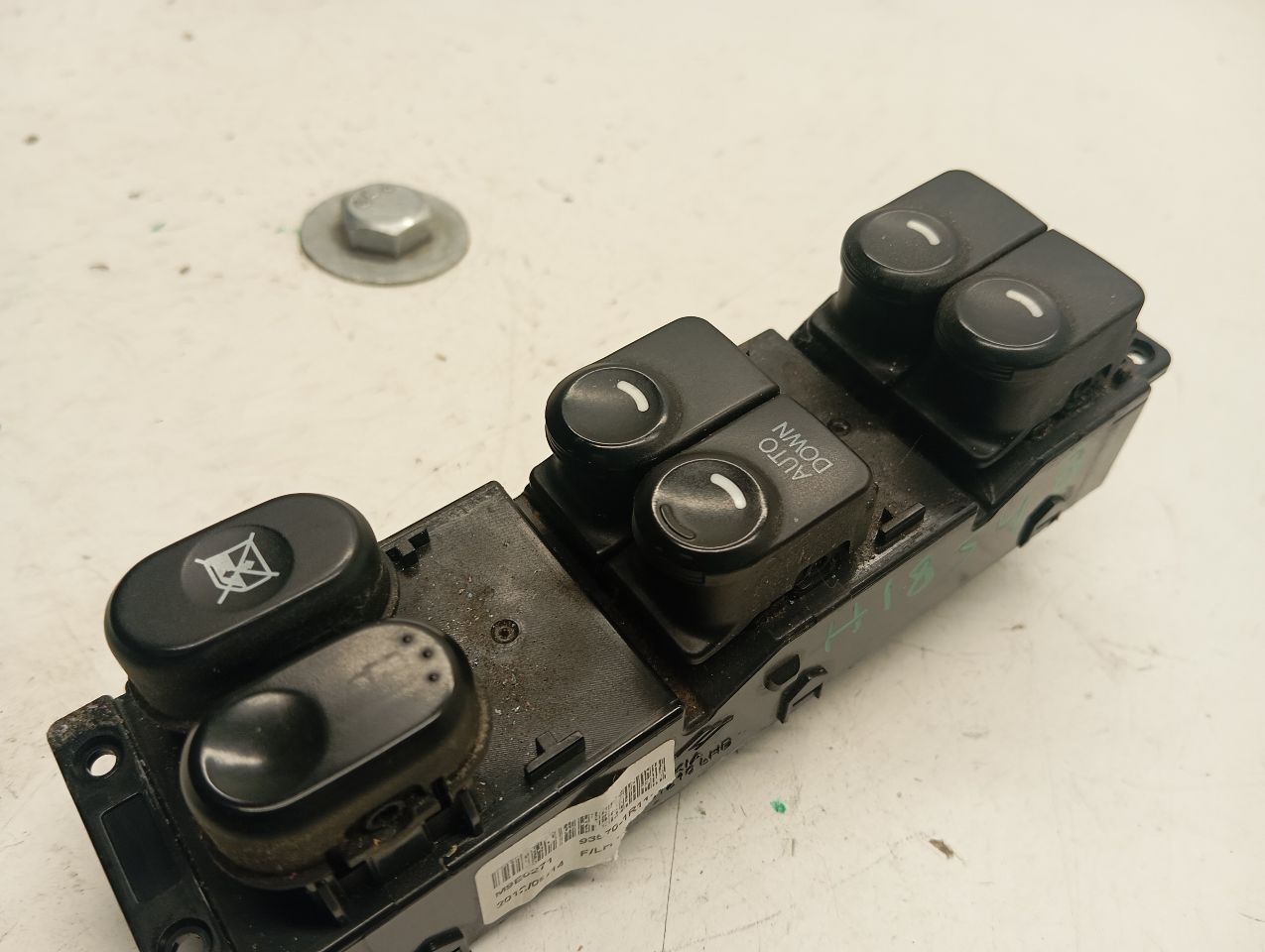 Part image 1