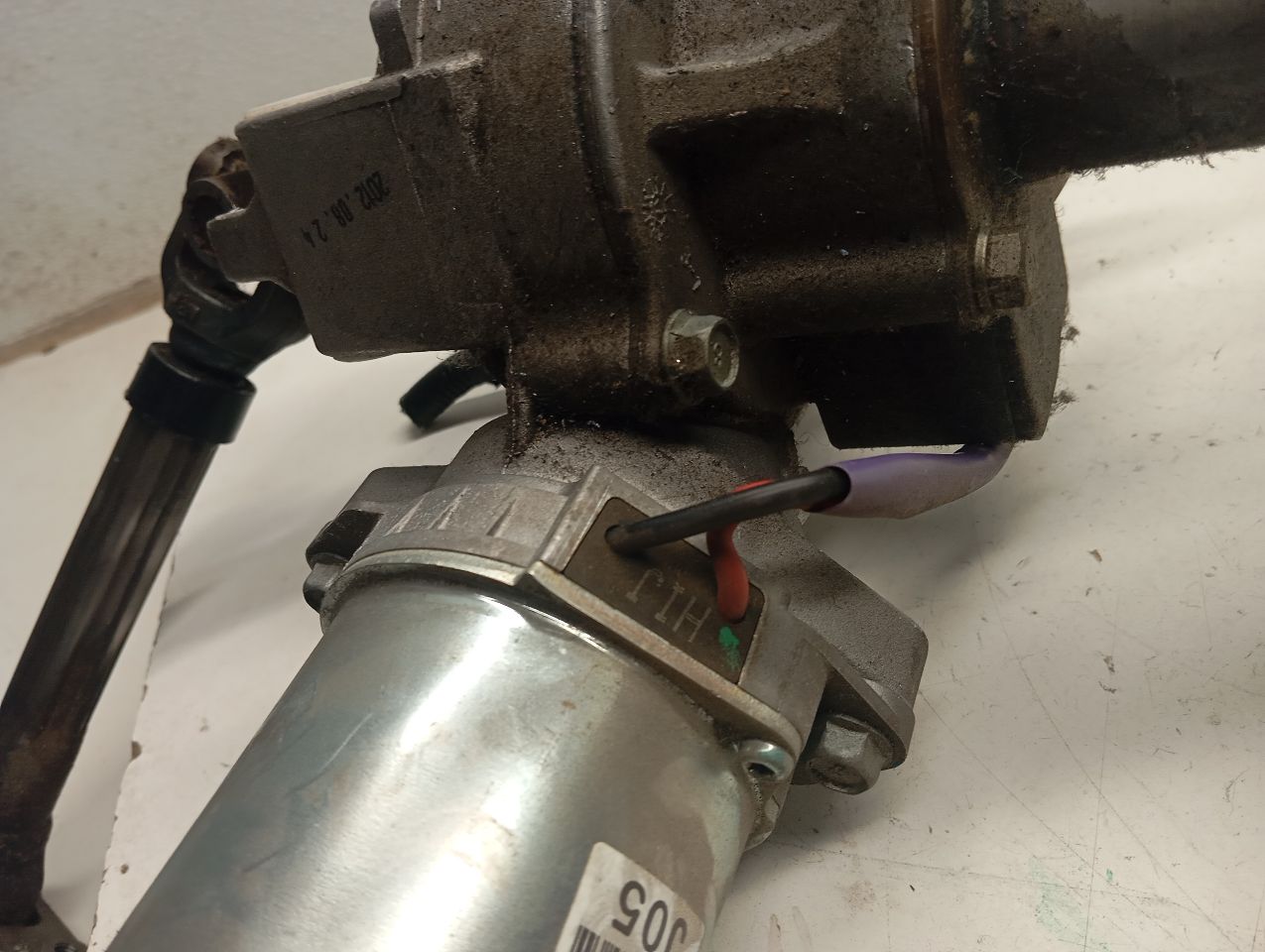 Part image 4
