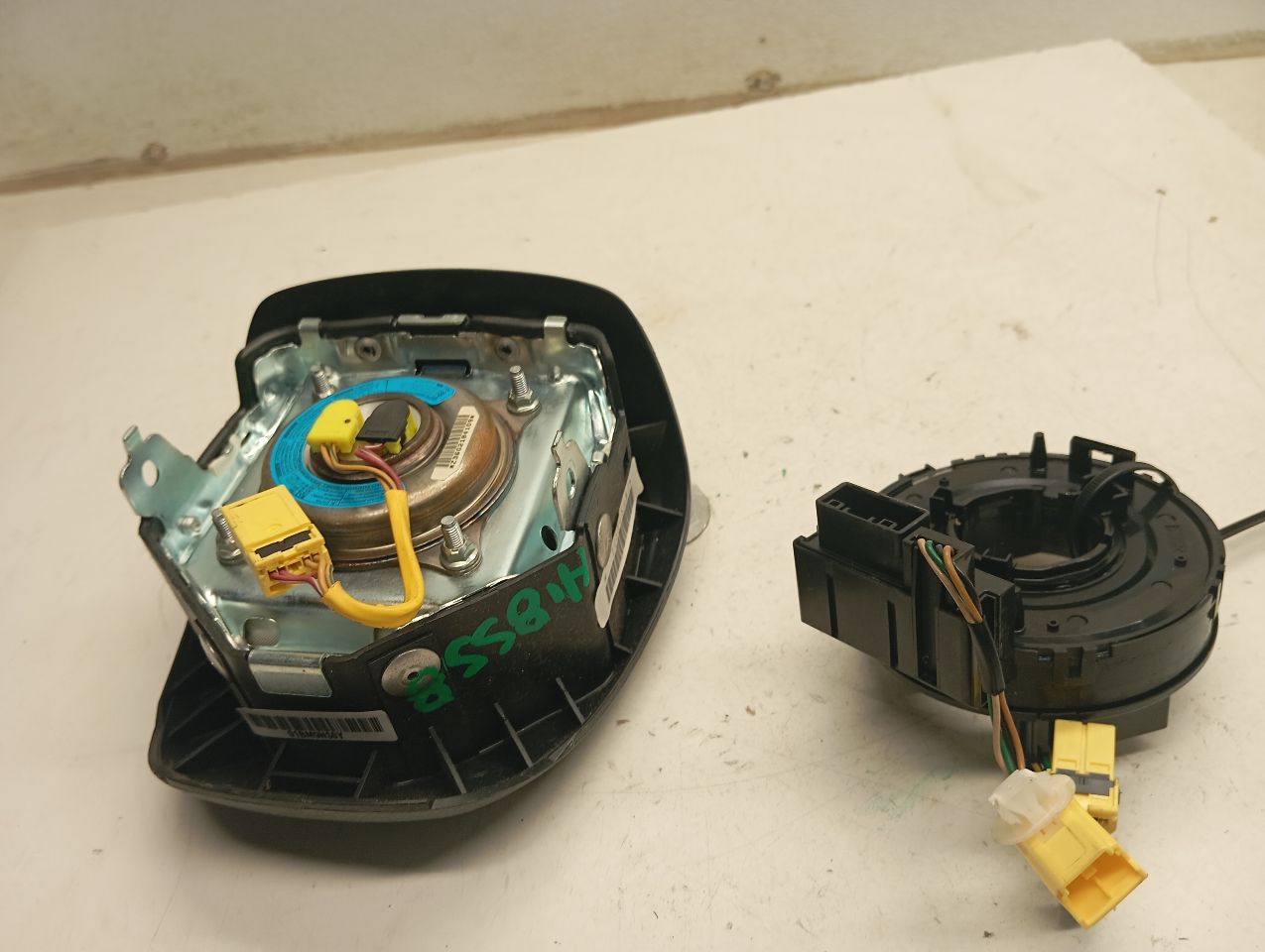Part image 3