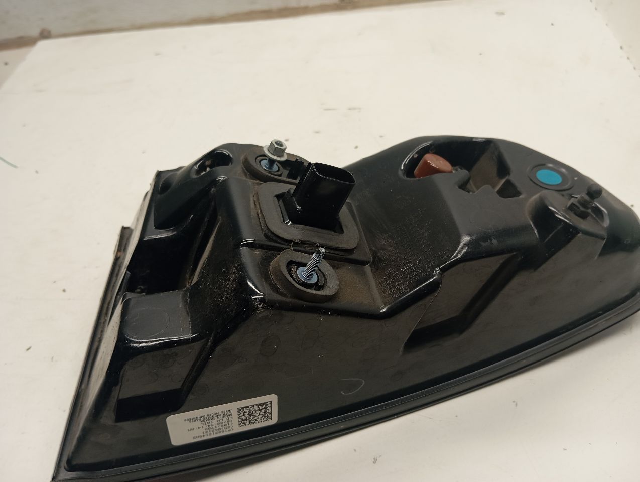 Part image 3