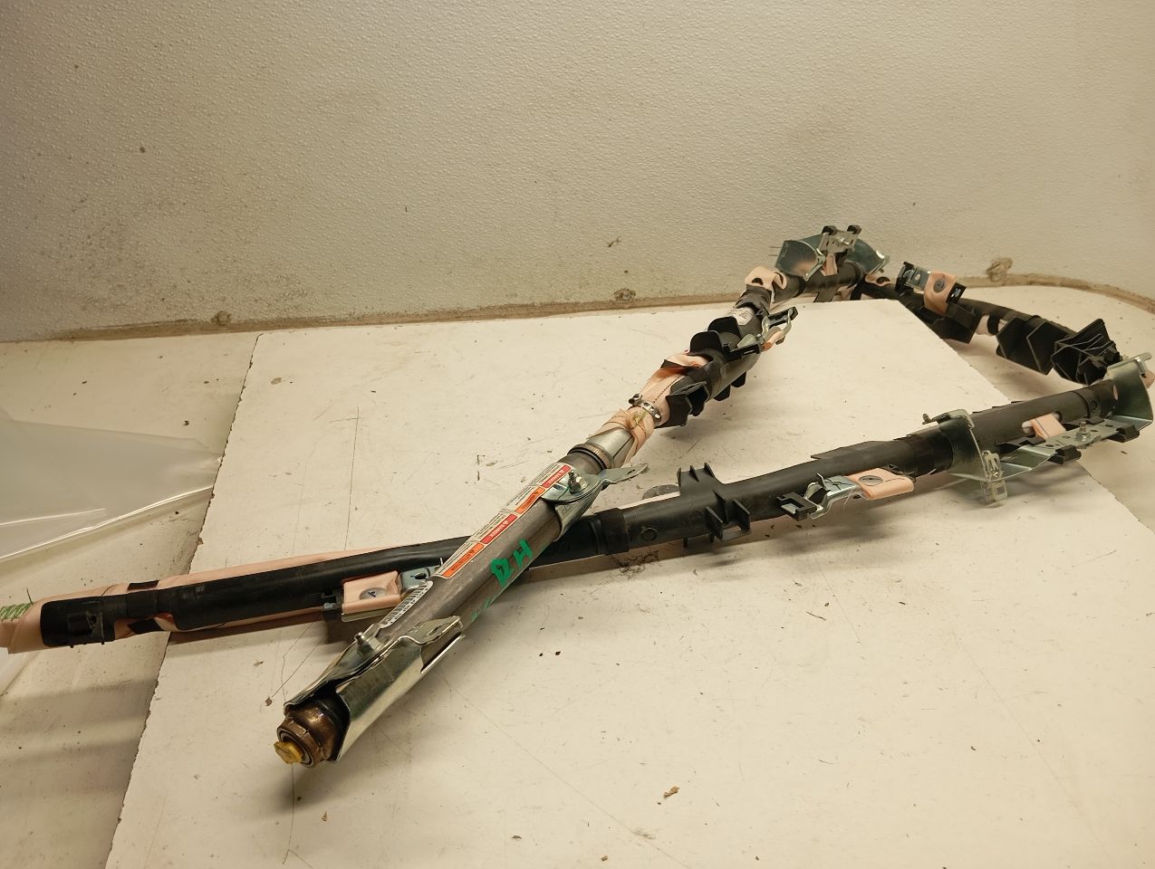 Part image 3
