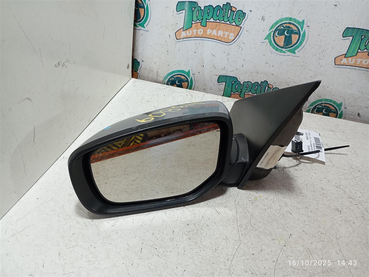 Used 2015 Chrysler DODGE PASS. Side View Mirror - Stock #A13809