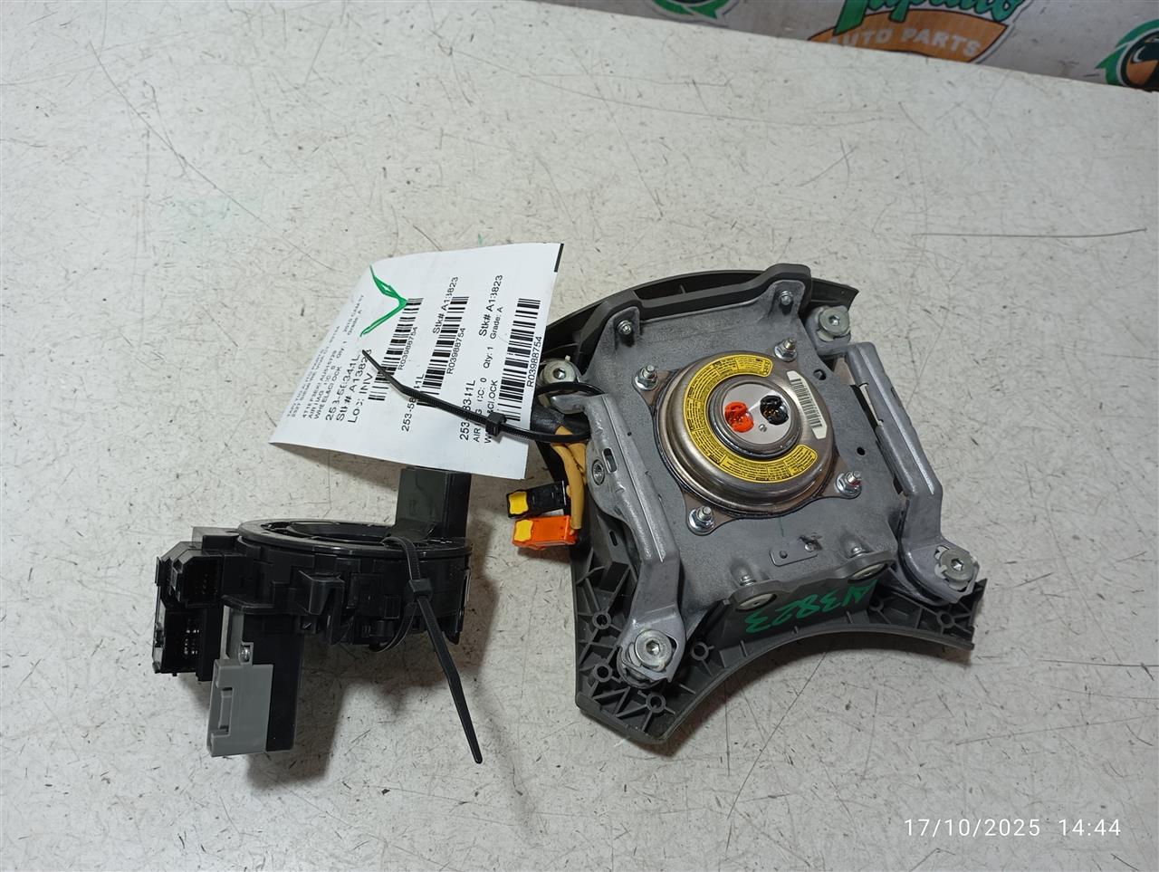 2010 Toyota CAMRY Air Bag