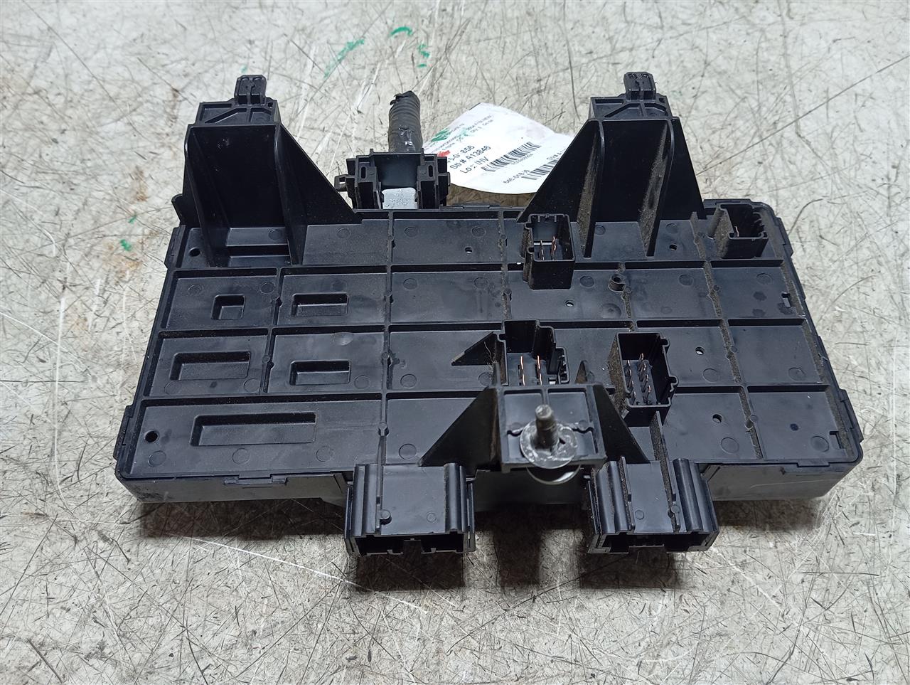 Part image 3