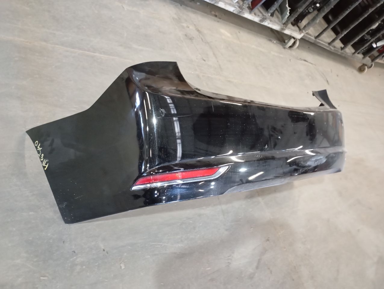 Part image 3