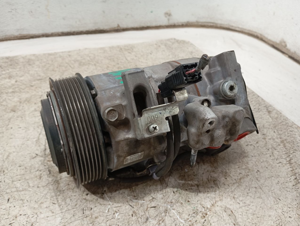 Part image 4